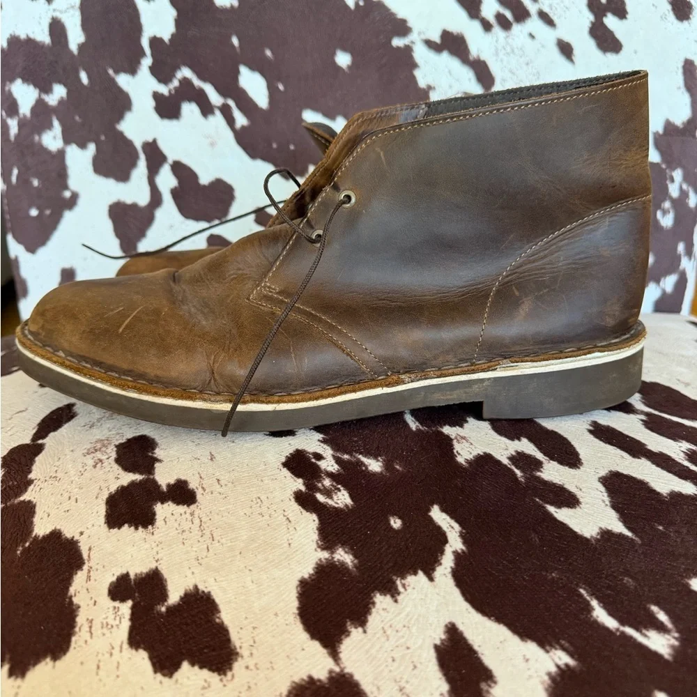 Clarks Brown Leather Chukka Boots Men's Size 10.5 Desert Boots